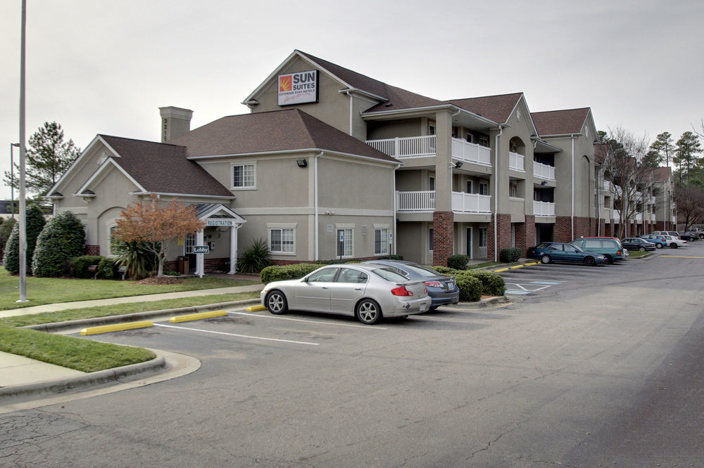 Intown Suites Extended Stay Raleigh Nc - Capital Blvd Eksteriør billede
